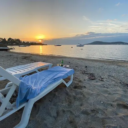 בית אירוח Foca Elies And Garden Ismetpasa